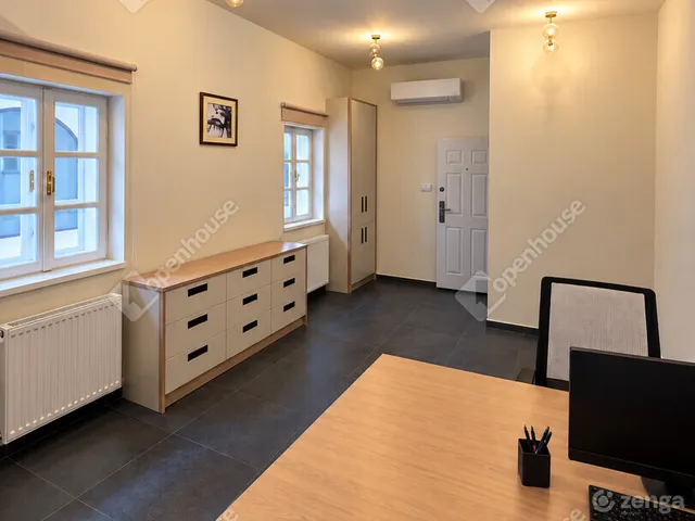 Eladó lakás Győr, Belváros 94 nm