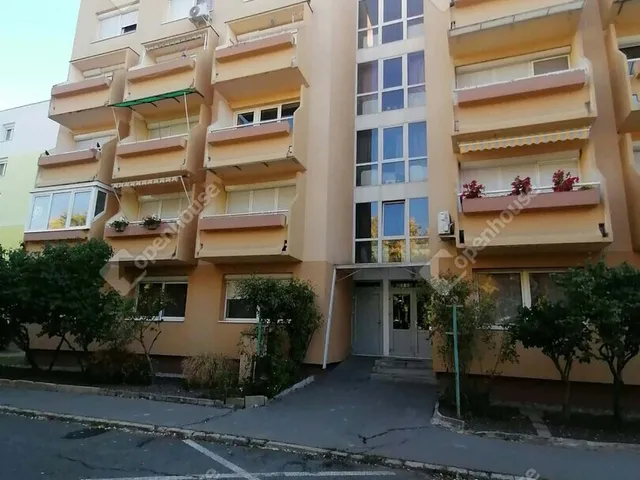 Eladó lakás Győr, Marcalváros I. 28 nm