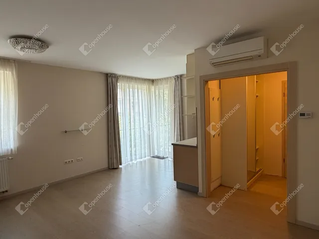 Eladó lakás Győr, Nádorváros 37 nm