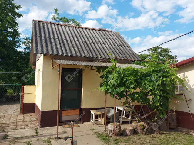 Eladó ház Csanádapáca 90 nm