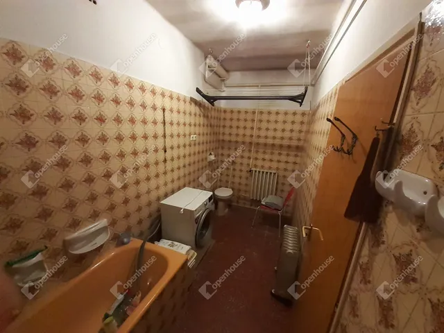 Eladó lakás Békéscsaba 108 nm