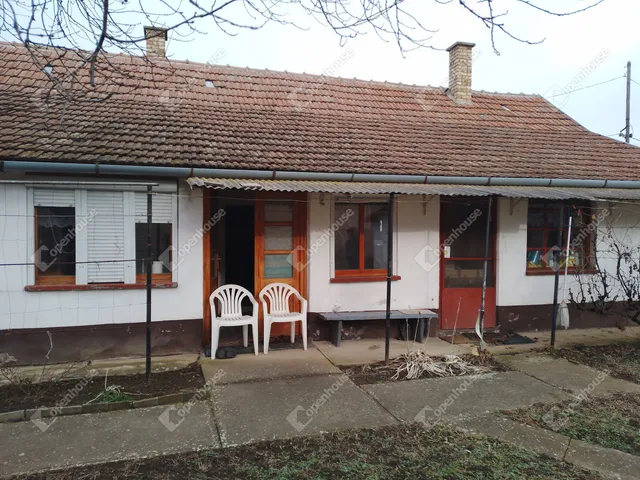 Eladó ház Körösszegapáti 125 nm