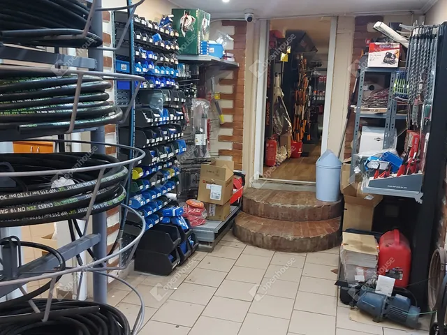Eladó kereskedelmi és ipari ingatlan Medgyesegyháza 135 nm