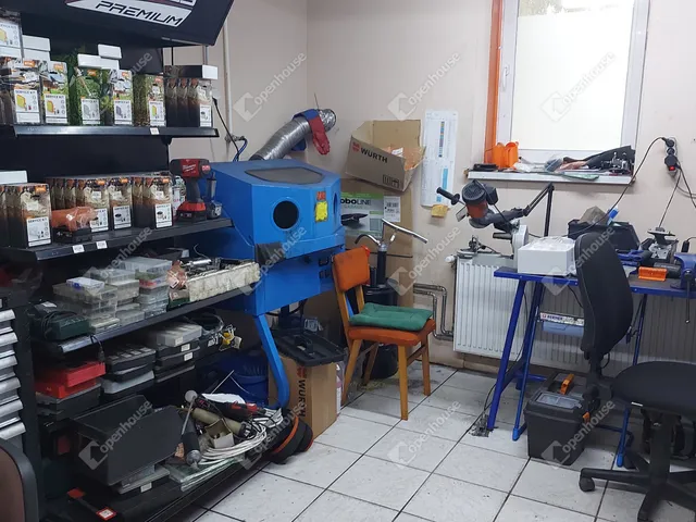 Eladó kereskedelmi és ipari ingatlan Medgyesegyháza 135 nm