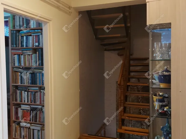 Eladó lakás Békéscsaba 137 nm
