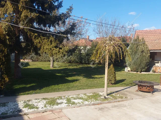 Eladó ház Szarvas 150 nm