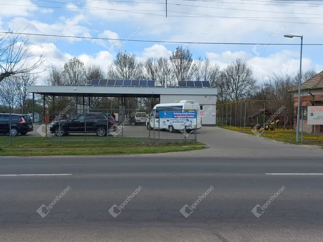 Eladó kereskedelmi és ipari ingatlan Orosháza 80 nm