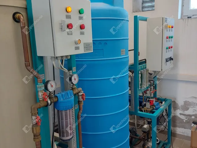 Eladó kereskedelmi és ipari ingatlan Orosháza 80 nm