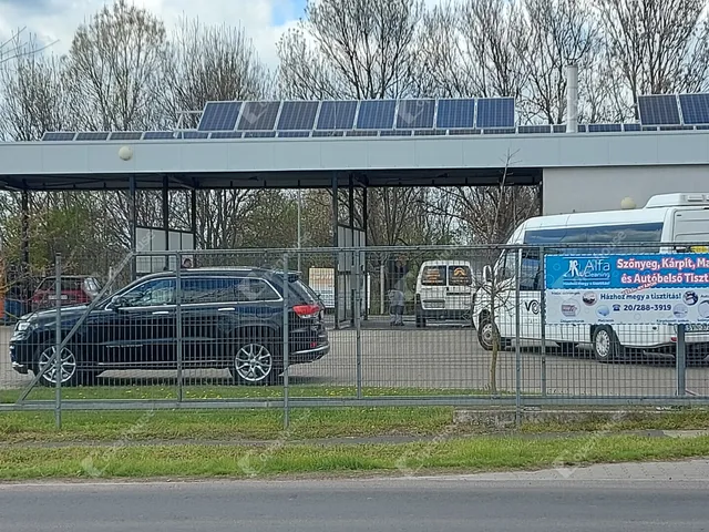 Eladó kereskedelmi és ipari ingatlan Orosháza 80 nm
