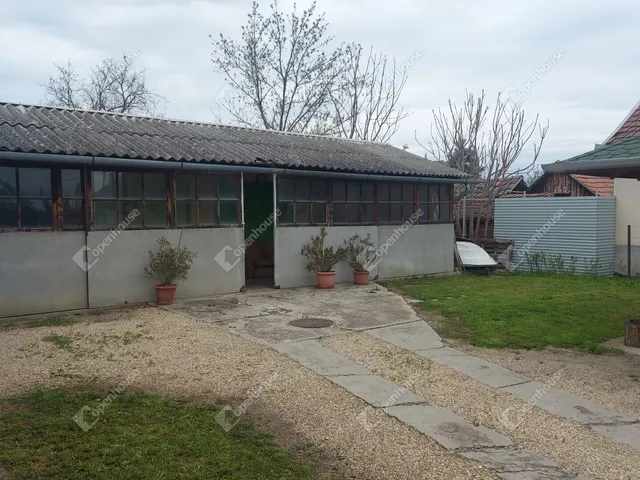 Eladó ház Szarvas 160 nm