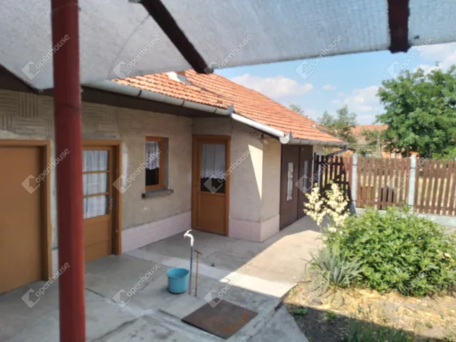 Eladó ház Tótkomlós 90 nm