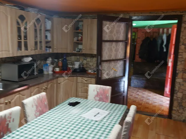 Eladó ház Almáskamarás 130 nm