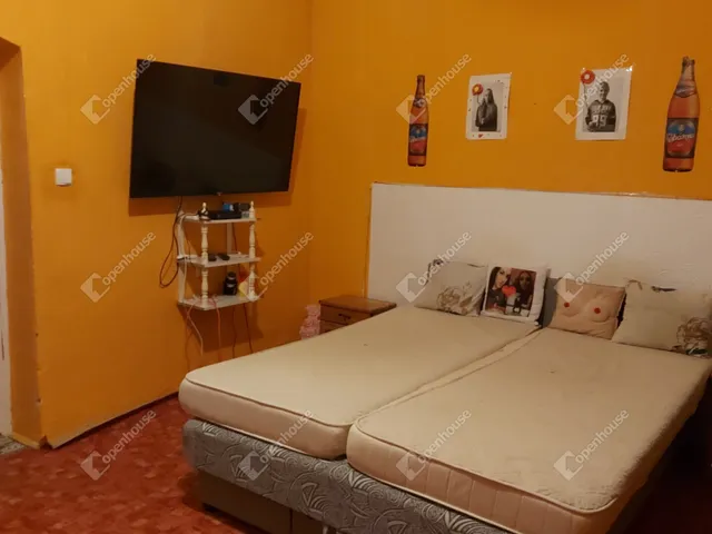 Eladó ház Almáskamarás 130 nm