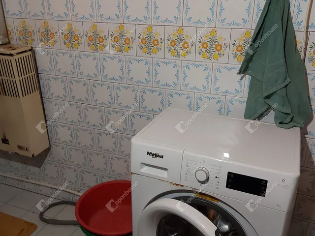 Eladó ház Almáskamarás 130 nm
