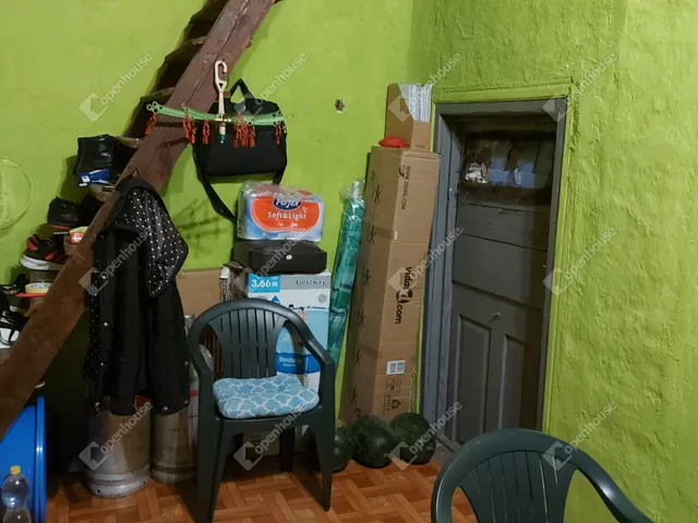 Eladó ház Almáskamarás 130 nm