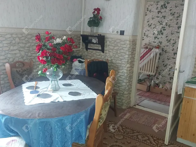 Eladó ház Telekgerendás 130 nm