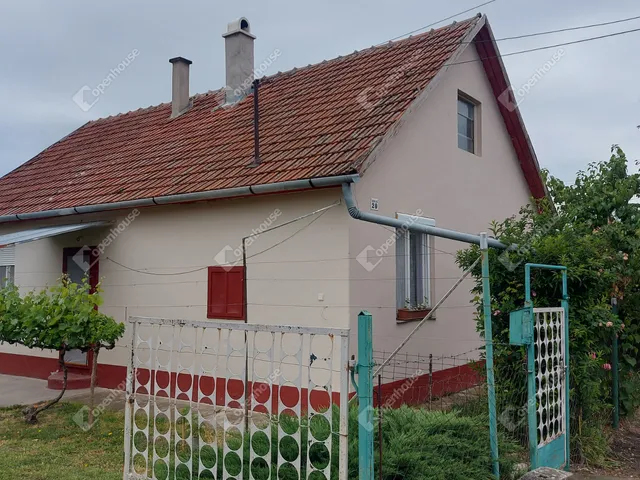 Eladó ház Vésztő 130 nm