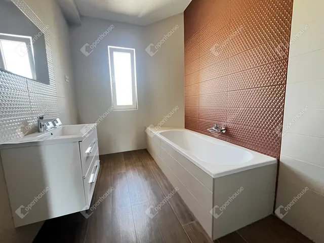 Eladó ház Debrecen, Hatvan utcai kert 117 nm