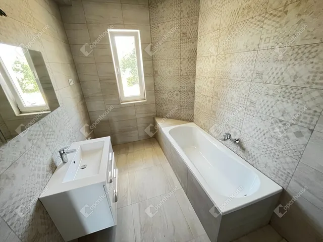 Eladó ház Debrecen, Hatvan utcai kert 117 nm