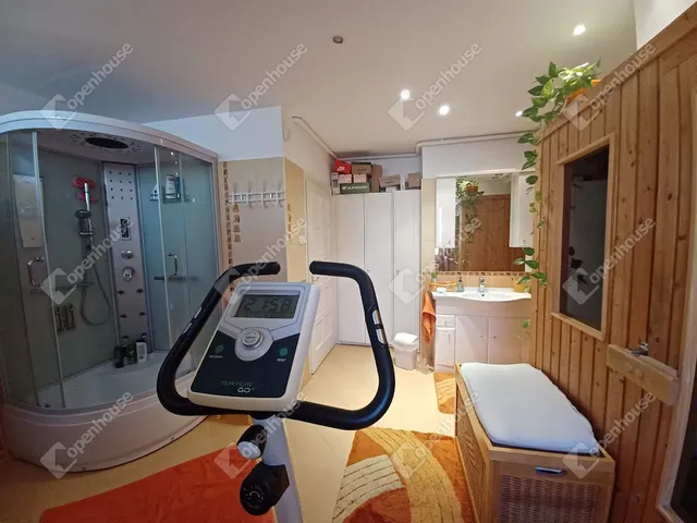 Eladó ház Debrecen, Veres Péter-kert 176 nm