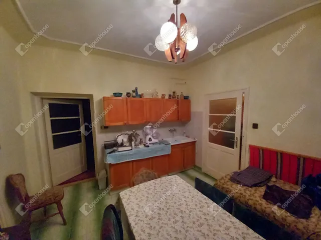 Eladó ház Debrecen, Józsa 124 nm