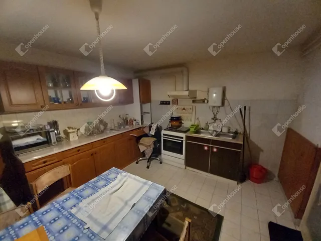 Eladó ház Debrecen, Józsa 124 nm