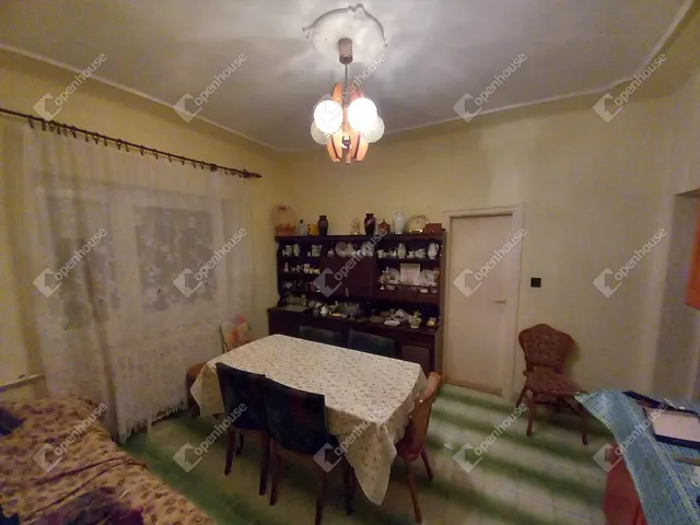 Eladó ház Debrecen, Józsa 124 nm