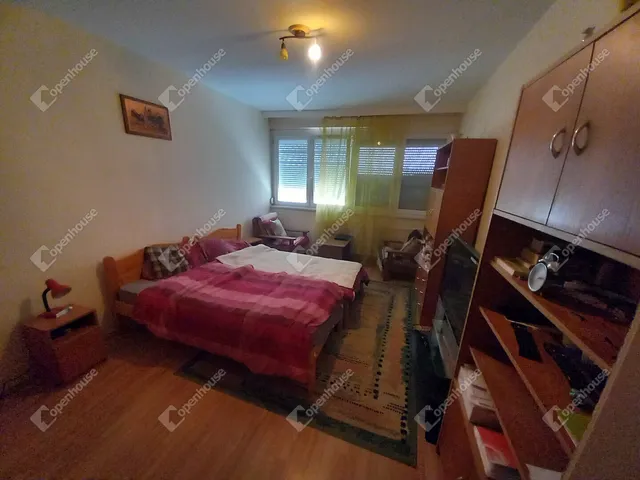 Eladó lakás Debrecen, Vargakert 61 nm