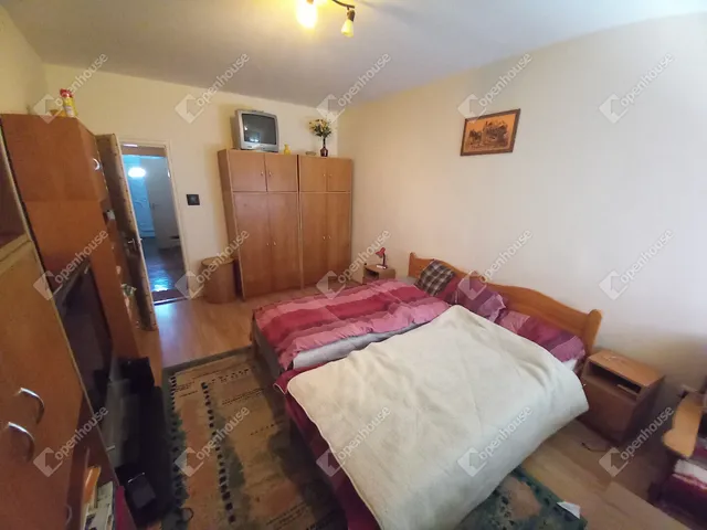 Eladó lakás Debrecen, Vargakert 61 nm