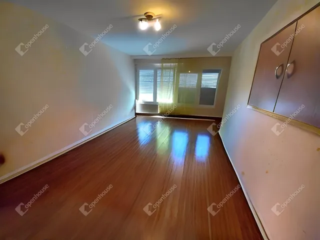 Eladó lakás Debrecen, Vargakert 61 nm