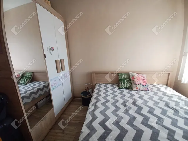 Eladó lakás Debrecen, Vénkert 54 nm