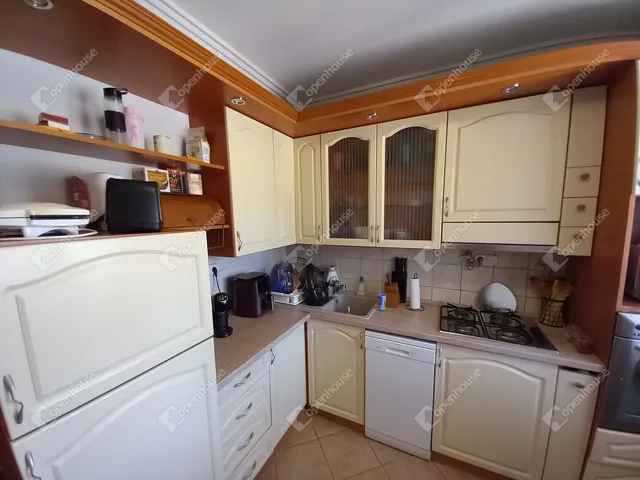 Eladó ház Debrecen, Köntöskert 131 nm