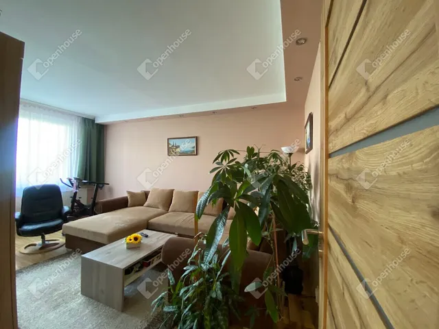 Eladó lakás Debrecen, Tócóskert 84 nm