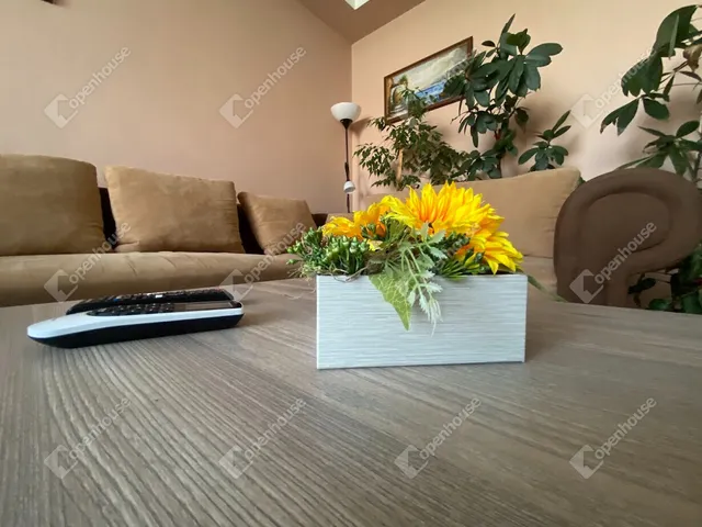 Eladó lakás Debrecen, Tócóskert 84 nm
