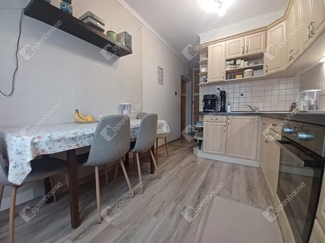 Eladó lakás Debrecen, Tócóskert 61 nm