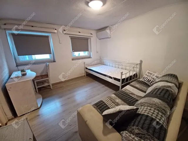 Kiadó ház Debrecen, Óváros 32 nm
