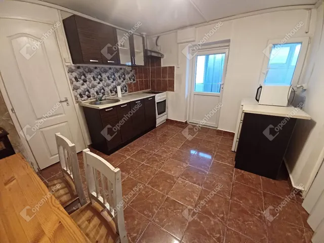 Kiadó ház Debrecen, Óváros 32 nm