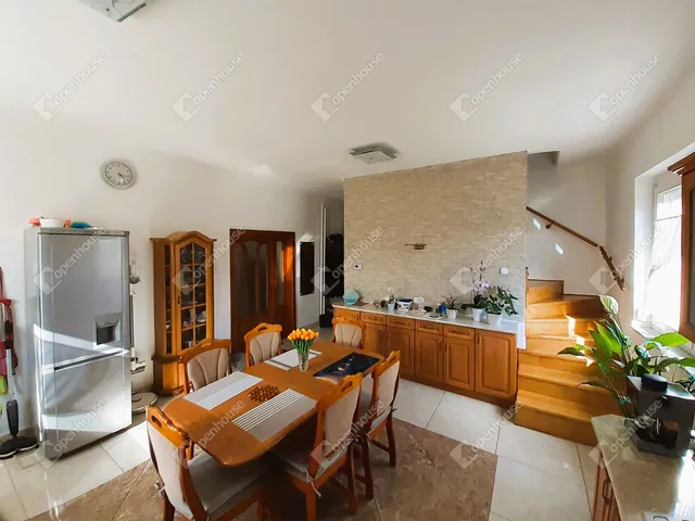 Eladó ház Debrecen, Gerébytelep 182 nm