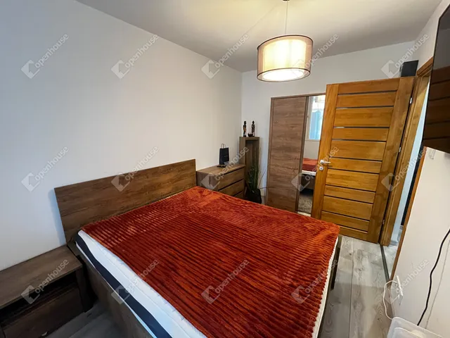Eladó lakás Debrecen, Vénkert 69 nm