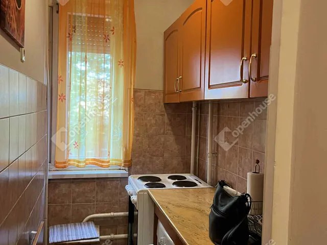 Eladó lakás Debrecen, Vénkert 35 nm