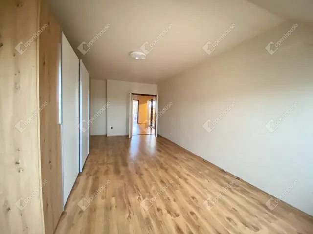 Eladó lakás Debrecen, Nagyerdőalja 77 nm