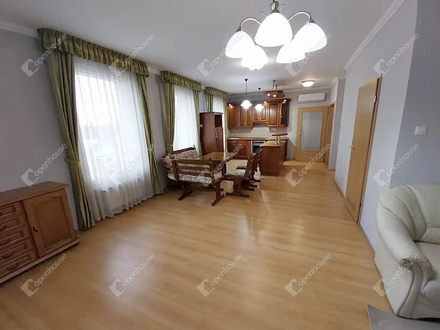 Eladó lakás Debrecen, Belváros 68 nm