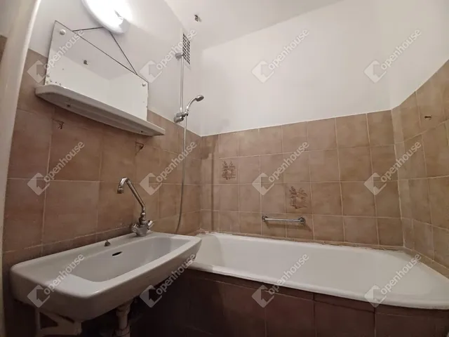 Eladó lakás Debrecen, Vénkert 71 nm