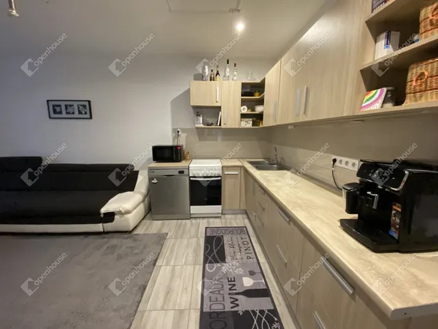 Eladó ház Hajdúsámson 86 nm