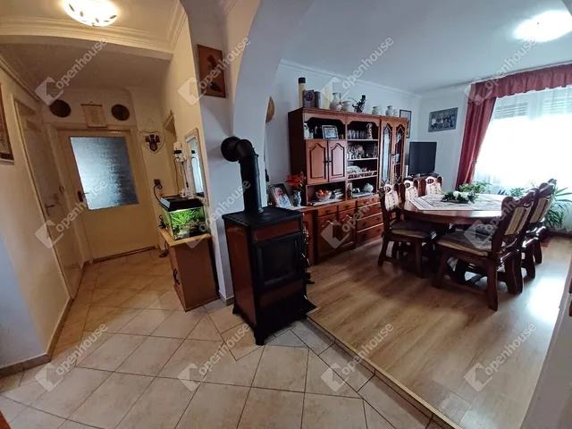 Eladó ház Debrecen, Lencztelep 80 nm