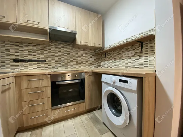 Eladó ház Debrecen 30 nm