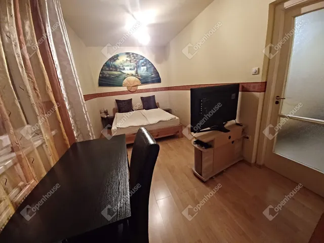 Eladó lakás Debrecen, Újkert 70 nm