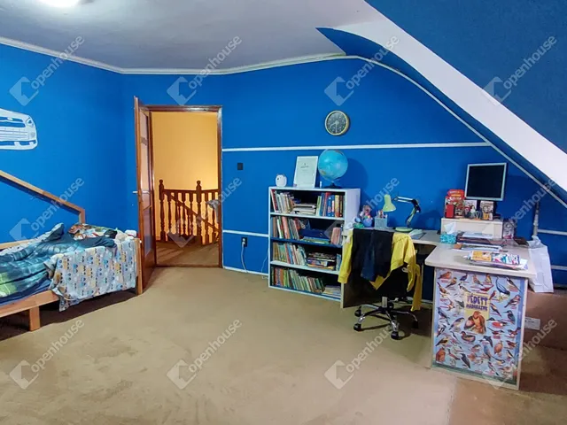 Eladó ház Debrecen, Csapókert 230 nm