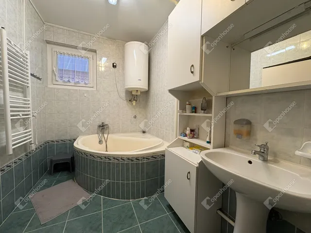 Eladó ház Debrecen, Kondoros 132 nm