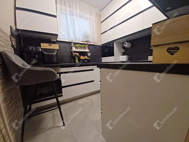 Eladó lakás Debrecen, Vénkert 71 nm